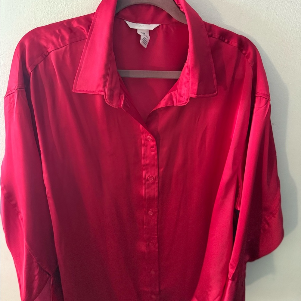 Vibrant Red Satin Button Down H & M Blouse Size XL